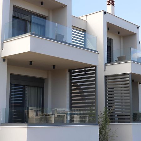 Almyres Luxurious Residences Myloi Bagian luar foto