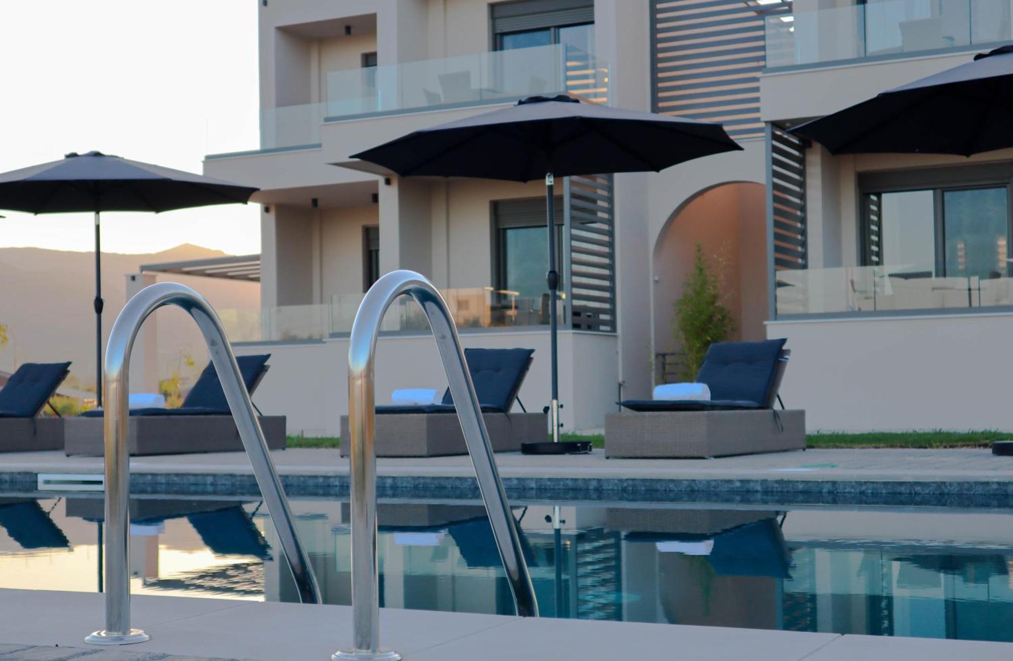 Almyres Luxurious Residences Myloi Bagian luar foto