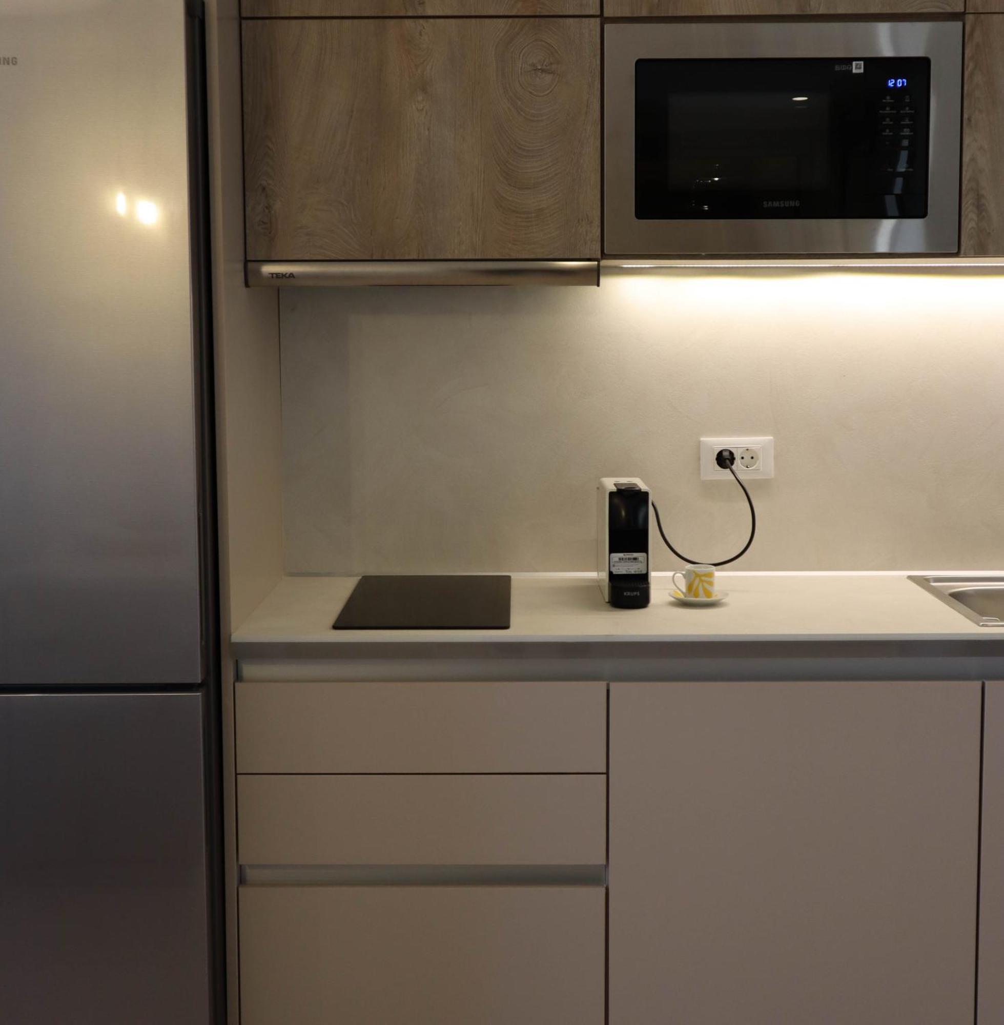 Almyres Luxurious Residences Myloi Bagian luar foto