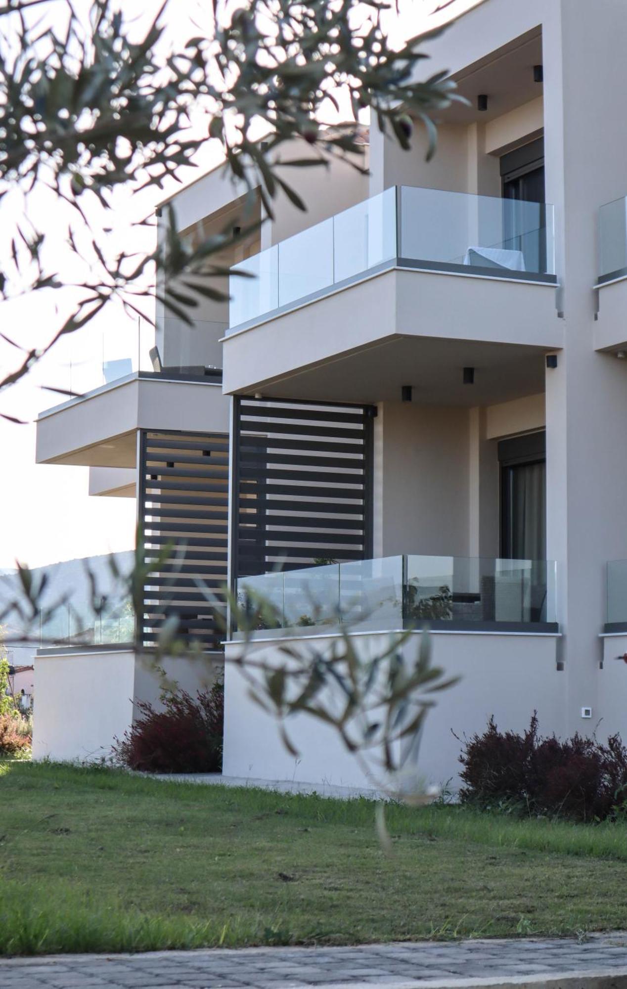 Almyres Luxurious Residences Myloi Bagian luar foto
